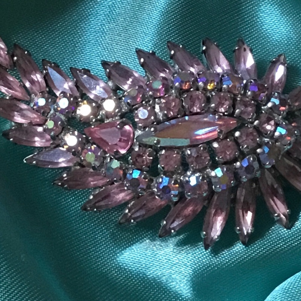 Sherman Brooch. - Picture 9 of 10